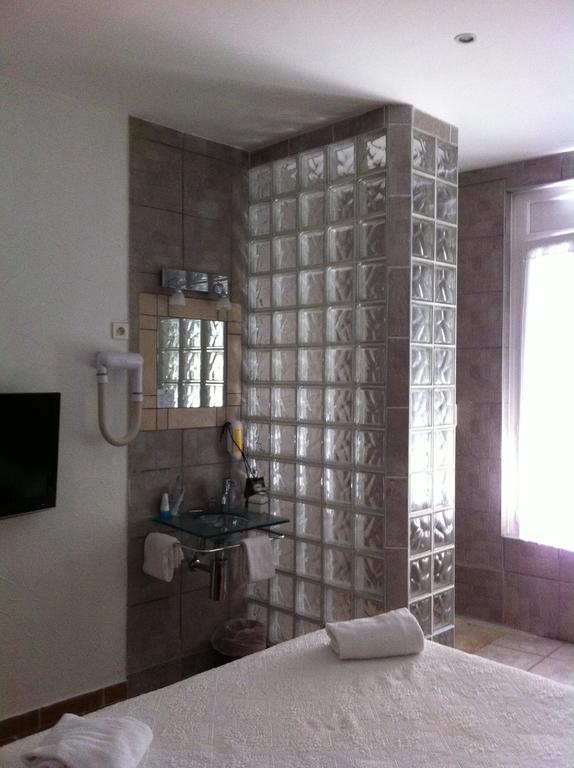 Hotel Le 5 Martigues Dış mekan fotoğraf